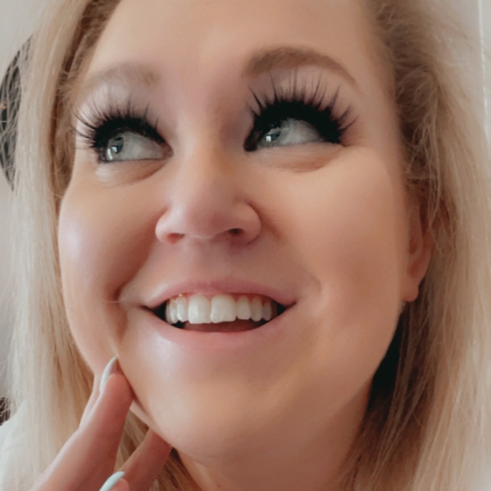 Meet your Posher, Nikki